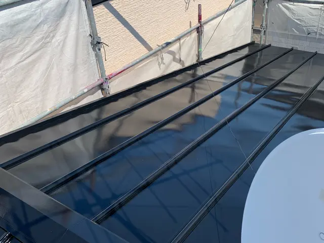 《地域密着》自信の完全自社施工◎損害保険加入済で万が一の際にも安心ですサービスの画像