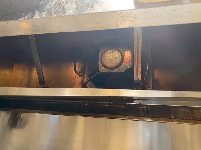 プロの技術でご満足いただけるように心を込めて作業いたしますサービスの画像