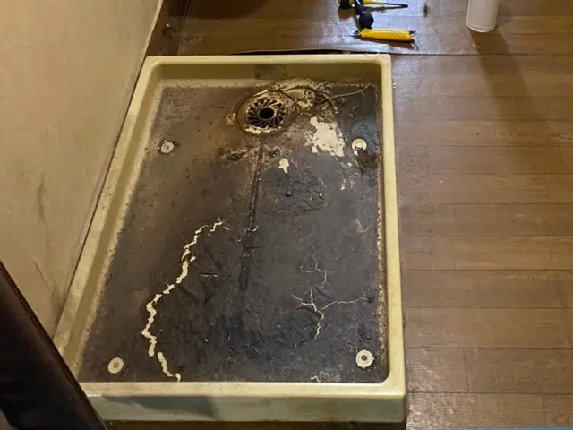 【業歴30年以上の経験と実績】洗濯パン、排水トラップ取替え等、承ります！サービスの画像