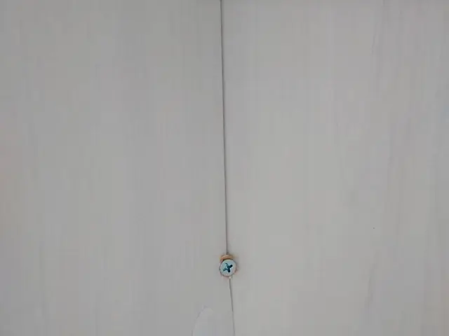 家具の固定お任せ下さい！サービスの画像