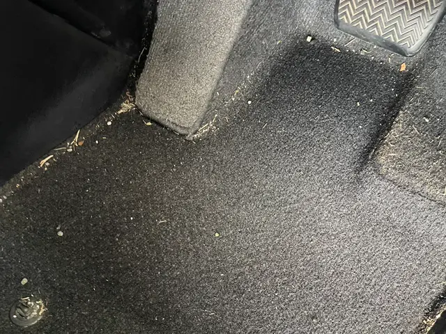 作業外注一切なし◎損害保険加入済み！駐車場代は当店が負担します！サービスの画像