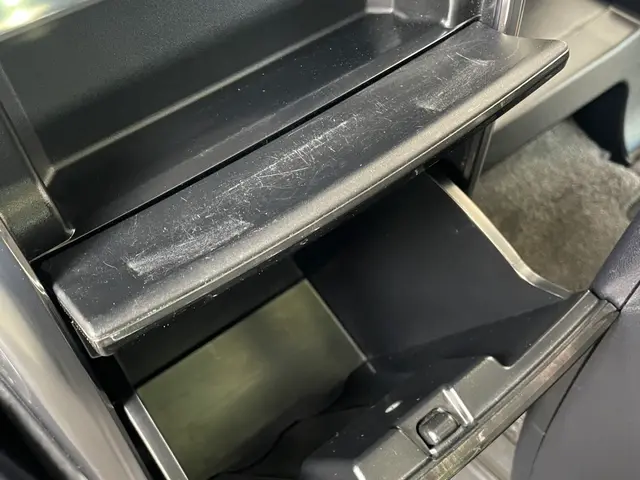 作業外注一切なし◎損害保険加入済み！駐車場代は当店が負担します！サービスの画像