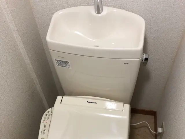 [水道局指定工事店] ◇国家資格保有　◇カード払い可◇損害保険加入　お任せ下さいサービスの画像