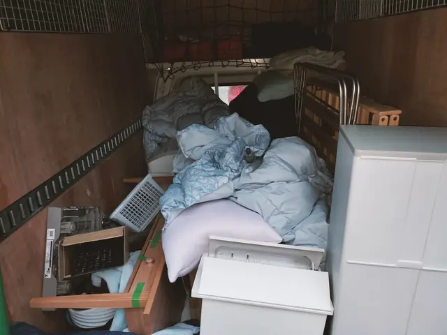 スプリング入りマットレス回収致します。その他気軽にご相談下さい！サービスの画像