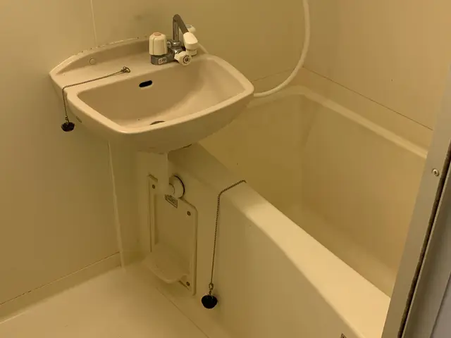 お風呂よみがえり塗装 取り替えではなく塗り替えのご提案/新品の様に再生可能！サービスの画像