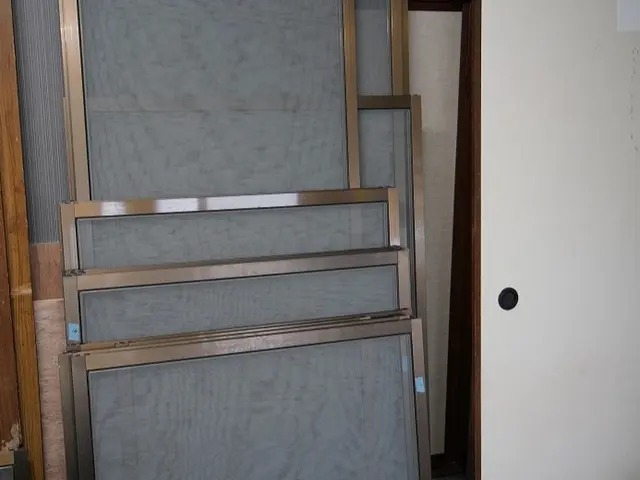 【網戸張替のみは下関市限定です】　　　　◎網目の細かい24メッシュを標準仕様サービスの画像