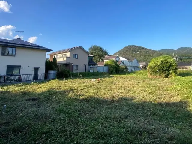 お庭をスッキリ快適に！プロが行う草刈り・芝刈りサービスサービスの画像