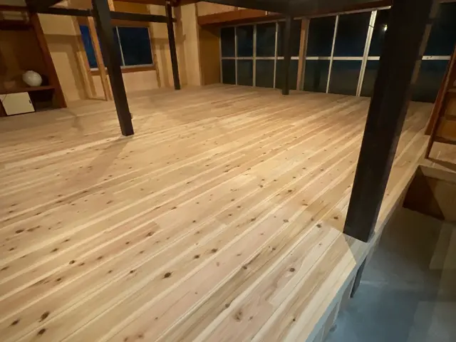 フローリング張り替え／一級建築士の大工が仕上げる高品質施工サービスの画像