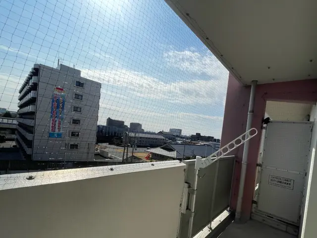 【メッセージでお見積りいたします！！】集合住宅、ベランダ、室外機裏まで実績多数！サービスの画像