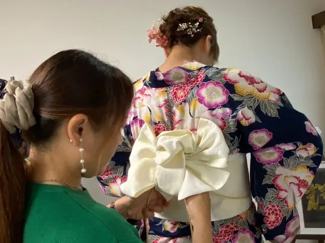 ◎ 着付けにヘアセット含みます！着付けから撮影までトータルサポート可能サービスの画像