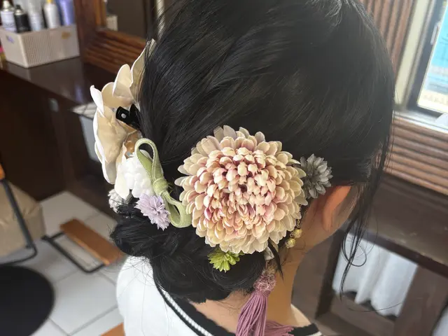 あなた本来の美しさをヘアメイクで引き出す。おまかせヘア大歓迎