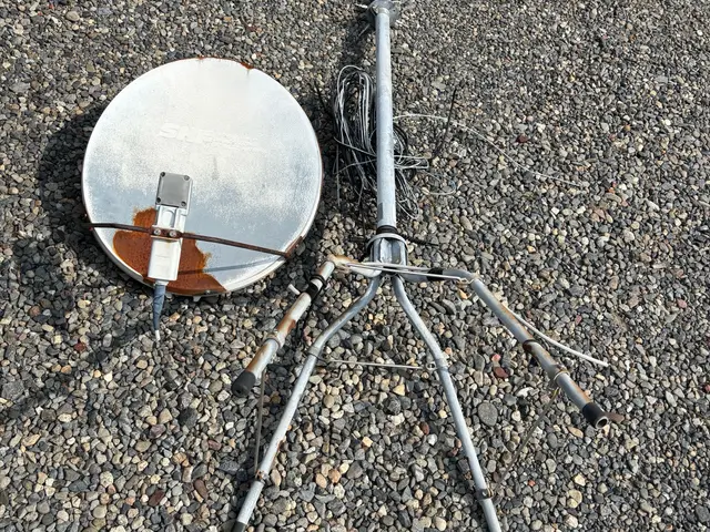 夜間・時間外対応OK！経験豊富な店長が夜間でも迅速・丁寧に作業いたしますサービスの画像