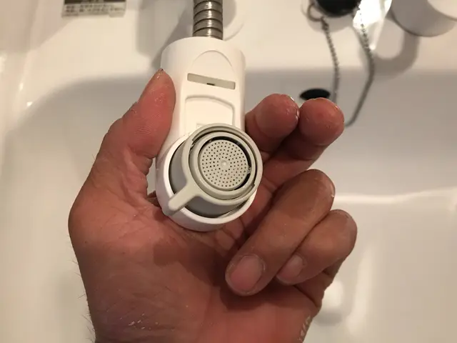 カビ、石鹸カスで汚れた洗面所もピカピカに！女性スタッフ同行可能◎サービスの画像