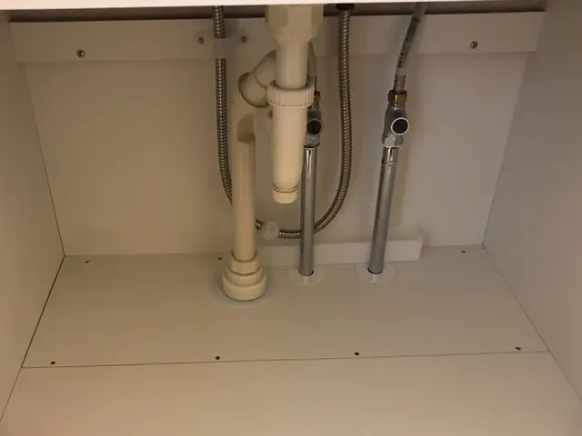 カビ、石鹸カスで汚れた洗面所もピカピカに！女性スタッフ同行可能◎サービスの画像