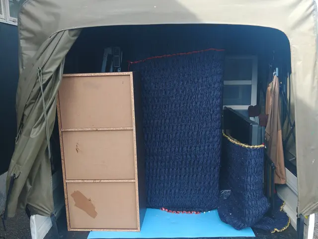 四国地方発！全国対応！緊急輸送、夜間配達可能！サービスの画像