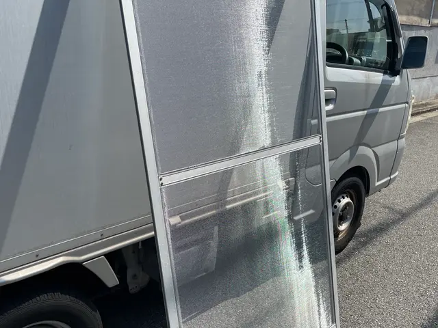 【☆新品靴下とスリッパ持参で伺う職人です☆】丁寧・誠実対応で安心をお届けします！サービスの画像