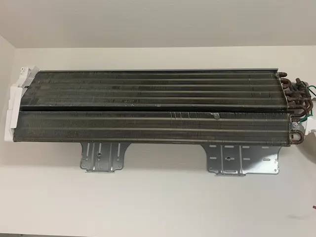 天井埋込エアコンクリーニングサービスの画像