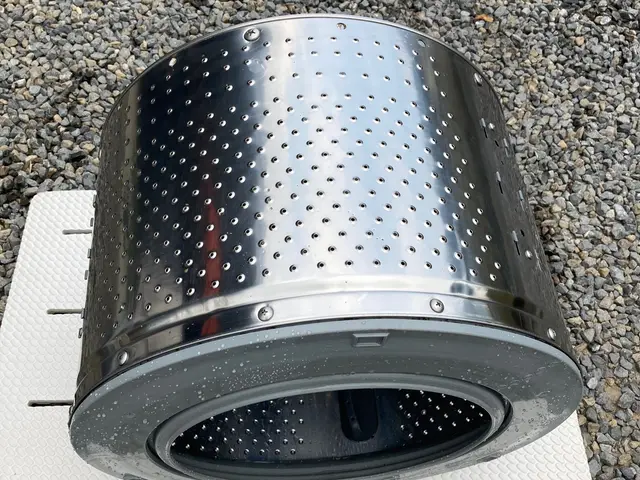 ドラム式洗濯機、分解洗浄　★乾燥の時間が長くなれば掃除のサインです！サービスの画像