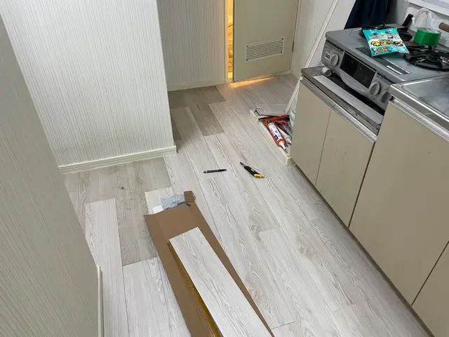 フローリング重ね張り工事サービスの画像