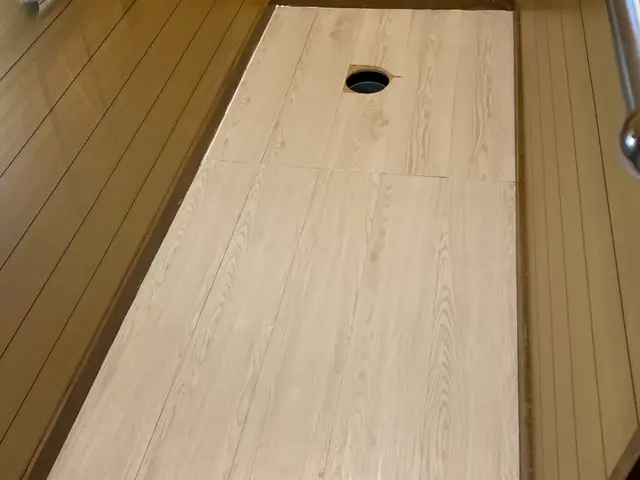 フローリング重ね張り工事サービスの画像