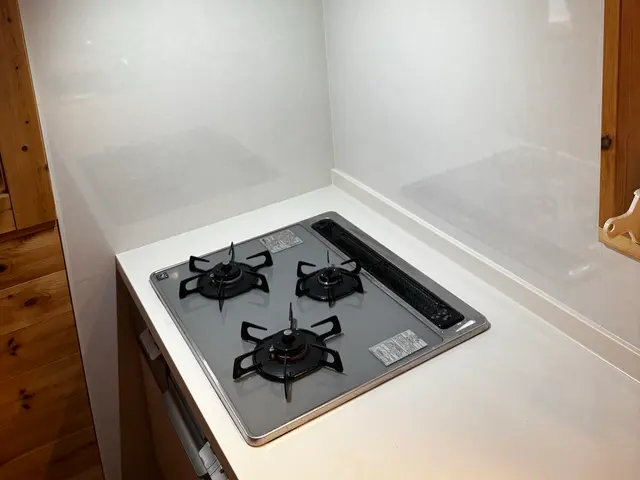 2月末まで2000円OFF（表示価格）、後払いは対応不可です。サービスの画像