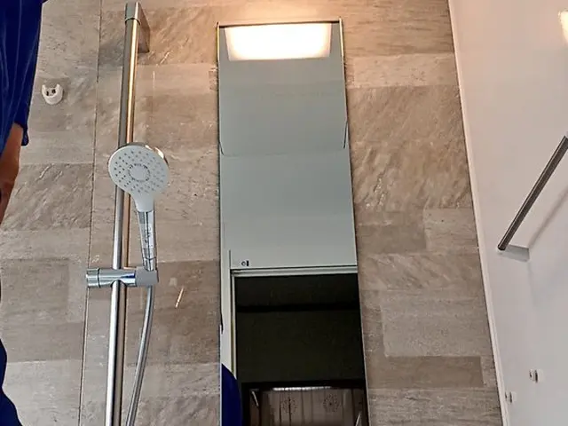 1トーン明るくなります！★エプロン内高圧洗浄！安心の男女作業員！サービスの画像