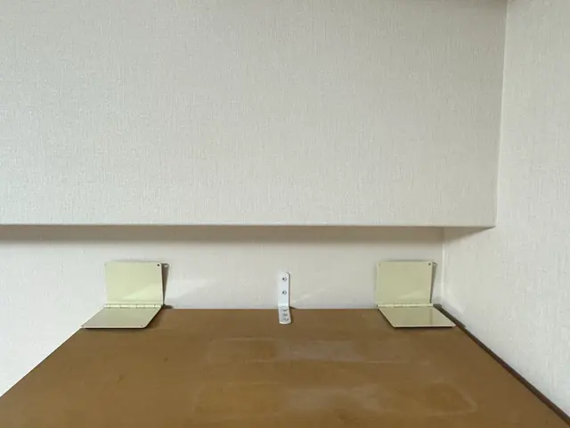 倒れてからでは遅いです！地震に備え家具転倒防止であなたの大切をお守りいたします。サービスの画像