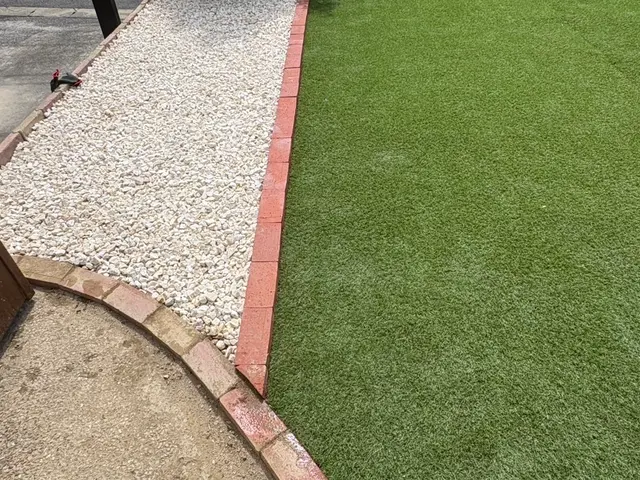 人工芝施工のお悩み解決！サービスの画像