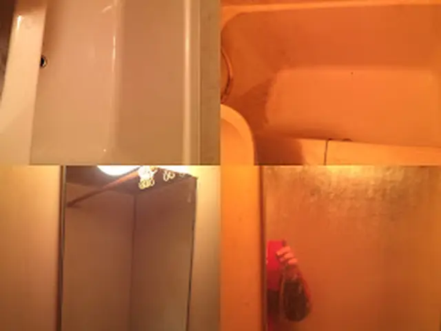 【受付中】浴室のカビを撃退、石鹸カス除去、水垢すっきり！エプロン内部洗浄付きサービスの画像