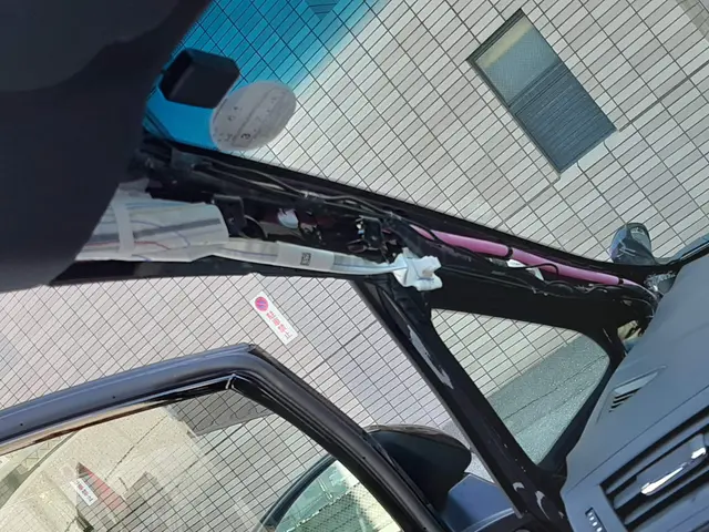 2級整備士が出張でドライブレコーダーの取付を致しますサービスの画像