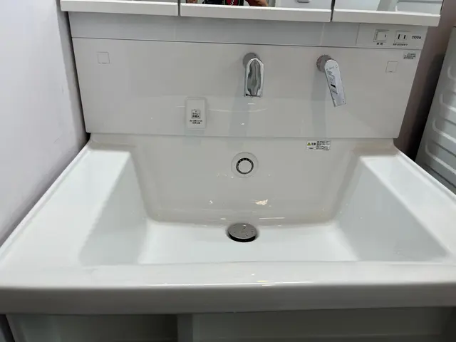 【処分費込】壁紙、床の張り替えもお任せください！サービスの画像