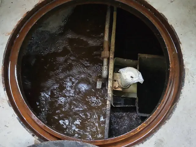 グリストラップ徹底洗浄！地域最安値でトラップ内の汚泥をスッキリ除去！臭いも改善！サービスの画像