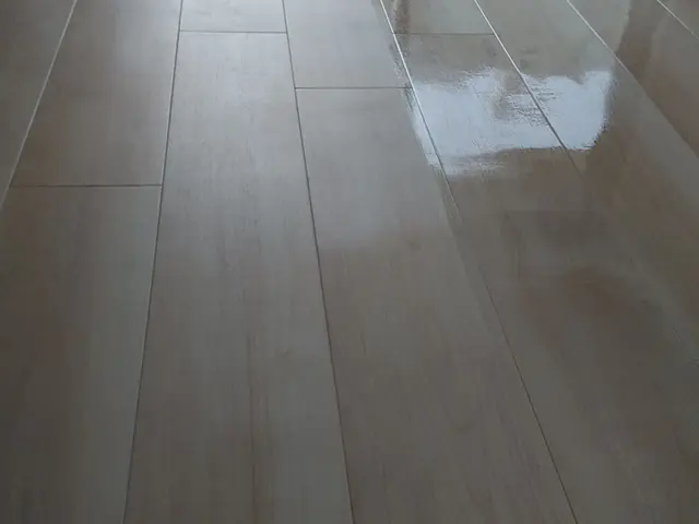 ウレタン【フロアコーティング】クレカ･モバイル決済各種ＯＫ！サービスの画像