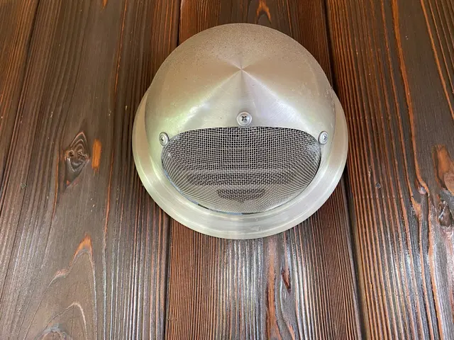 【コウモリ駆除歴10年！】施工前後の写真有 ◎他社に負けない施工の仕上がり◎サービスの画像