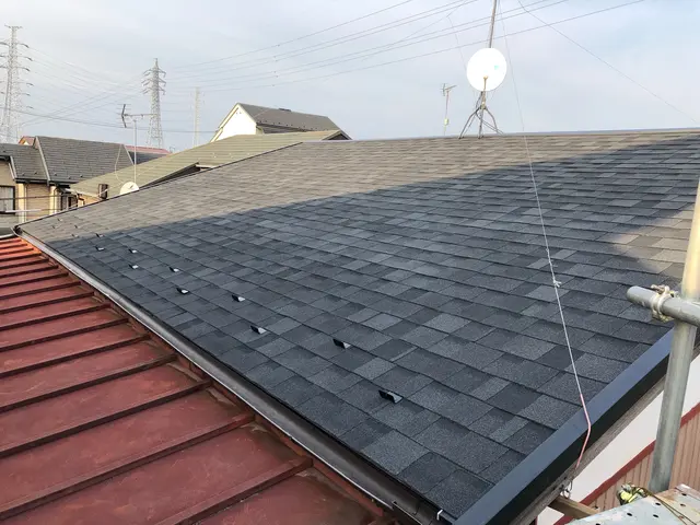 全日本瓦工事業連盟加盟店！大手からも依頼される信頼の技術と完全自社施工対応。サービスの画像