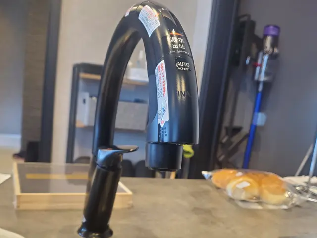 無料駐車場をご用意で300円値引き！　大手作業歴15年　損保加入　P当社負担サービスの画像