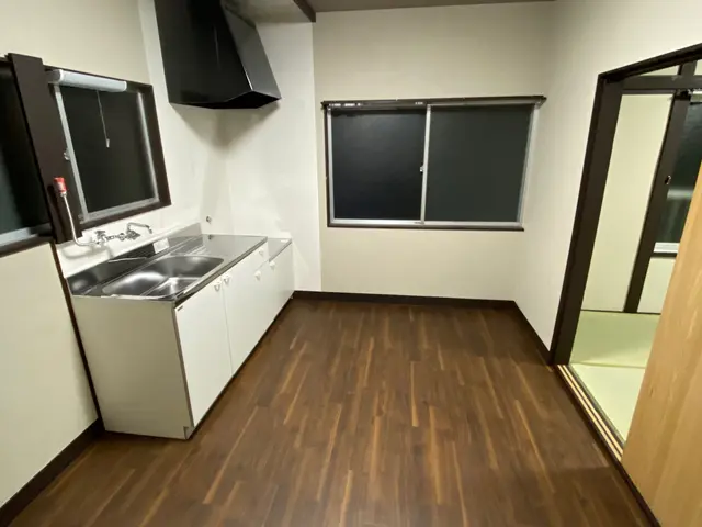 ◆自信の100%自社施工◆駐車代お店負担◆営業時間外も対いたします！サービスの画像