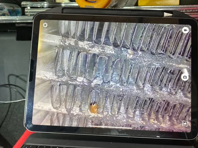 毎年年間700台以上施工実績！　クルマ好きが行うカーエアコンクリーニングです！サービスの画像