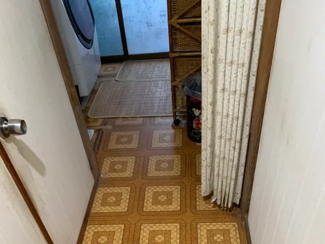 【フローリング張替えならハウスキーパーへお任せ下さい！】プロの技術で高品質施工！サービスの画像