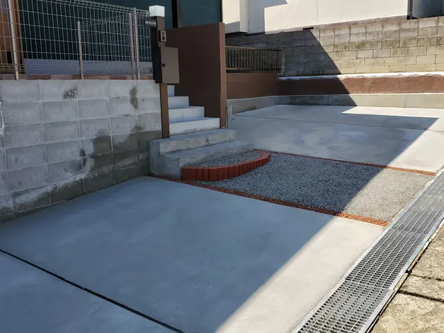 駐車場の施工/ 駐車場の土間コンクリート施工サービスの画像