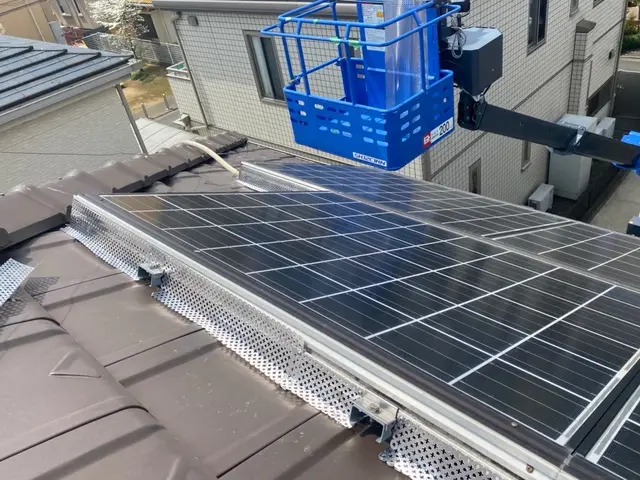 《年中無休》作業外注一切なし◎太陽光対策も可能！ぜひ当店にお任せください！！サービスの画像