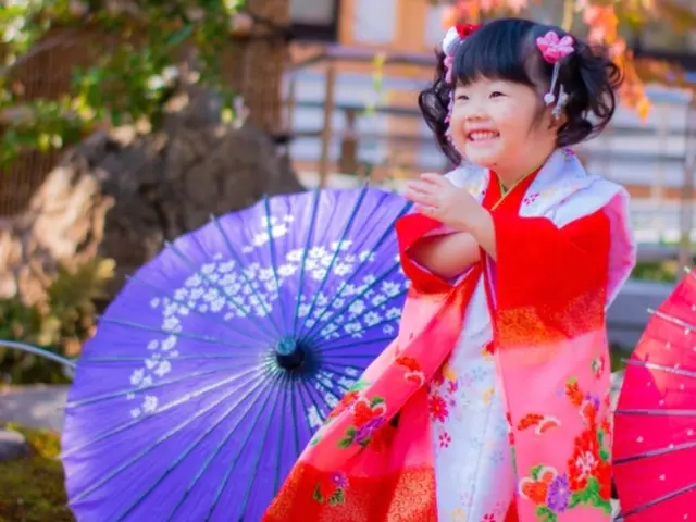 【京都府発☆筆文字作品プレゼント】女性カメラマンが一緒に素敵な瞬間をお作りしますサービスの画像