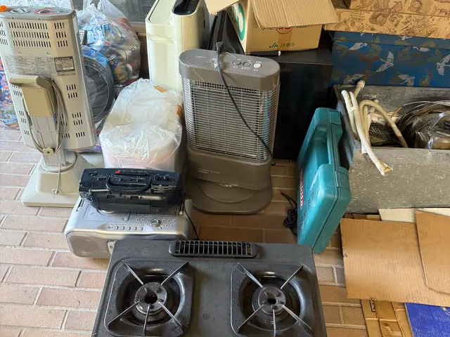 お引越し時の処分に◎！家電から家具まで何でも積めます。エアコン取外し&回収無料！サービスの画像