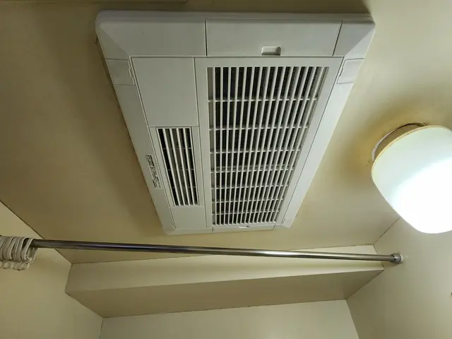 【☆安心の法人☆非喫煙者☆損保有】換気扇から暖房乾燥機も可能です。是非ご相談を！サービスの画像