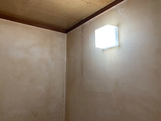 照明取付・交換お任せください。インボイス対応サービスの画像