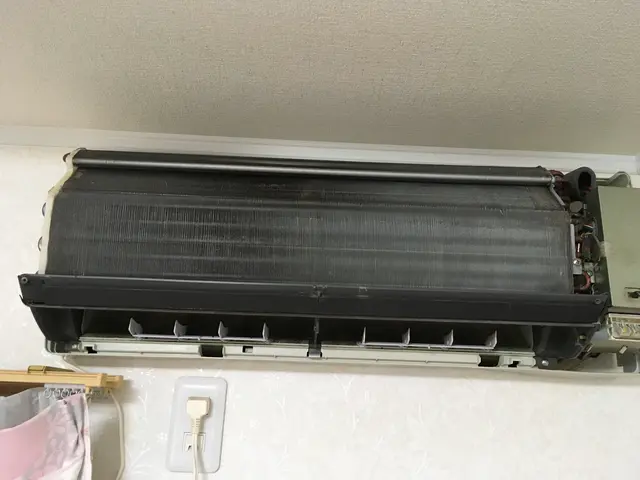 毎日使うエアコンは綺麗でしょうか。汚れていたらすぐにクリーニングを！サービスの画像