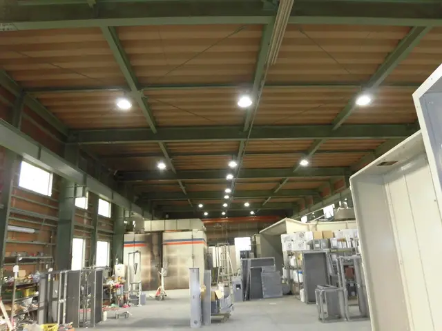 蛍光灯からLEDへ交換 / 照明器具ごと交換サービスの画像