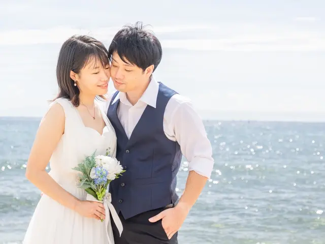 ご実家の前で、思い出の場所で✩.*˚お2人だけのウェディングフォトサービスの画像