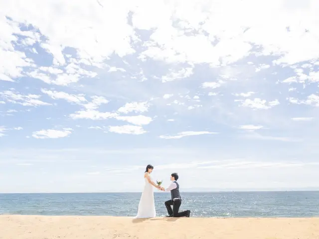 ご実家の前で、思い出の場所で✩.*˚お2人だけのウェディングフォトサービスの画像