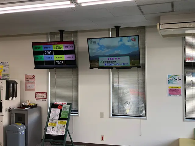 【TV壁掛け工事】２名体制で熊本密着！すべて１社対応及び保険も加入で安心サービスの画像